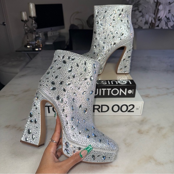 New Jessica Simpson JS Dolly Silver Shimmer Sand Rhinestone Boot Womens 10 - Picture 2 of 13